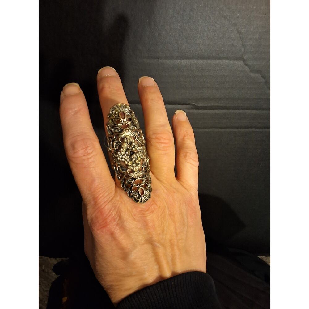 ADJUSTABLE RING, WRAP AROUND, GOTHIC, VINTAGE, COSTUME JEWELRY